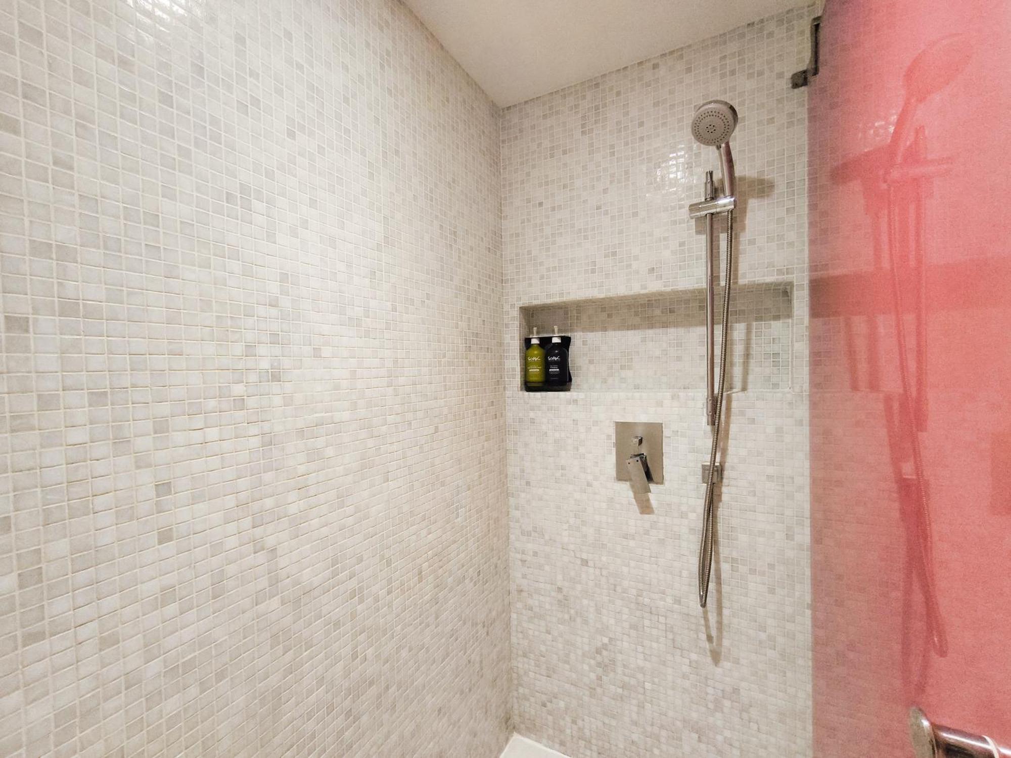 Citrus Sukhumvit 13 Nana Bangkok By Compass Hospitality - Newly Renovated Ξενοδοχείο Εξωτερικό φωτογραφία